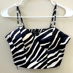Sincerely Jules Zebra Print Black & White with Built In Pads Crop Top Sz M